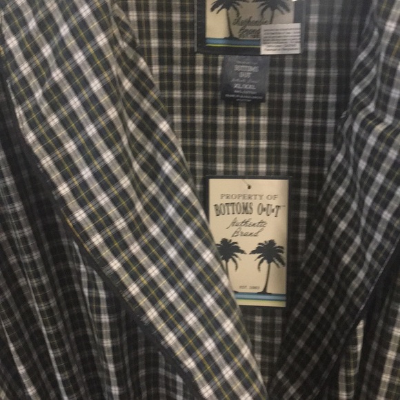 BOTTOMS OUT Men’s Woven Shawl Collar Robe - Picture 8 of 12